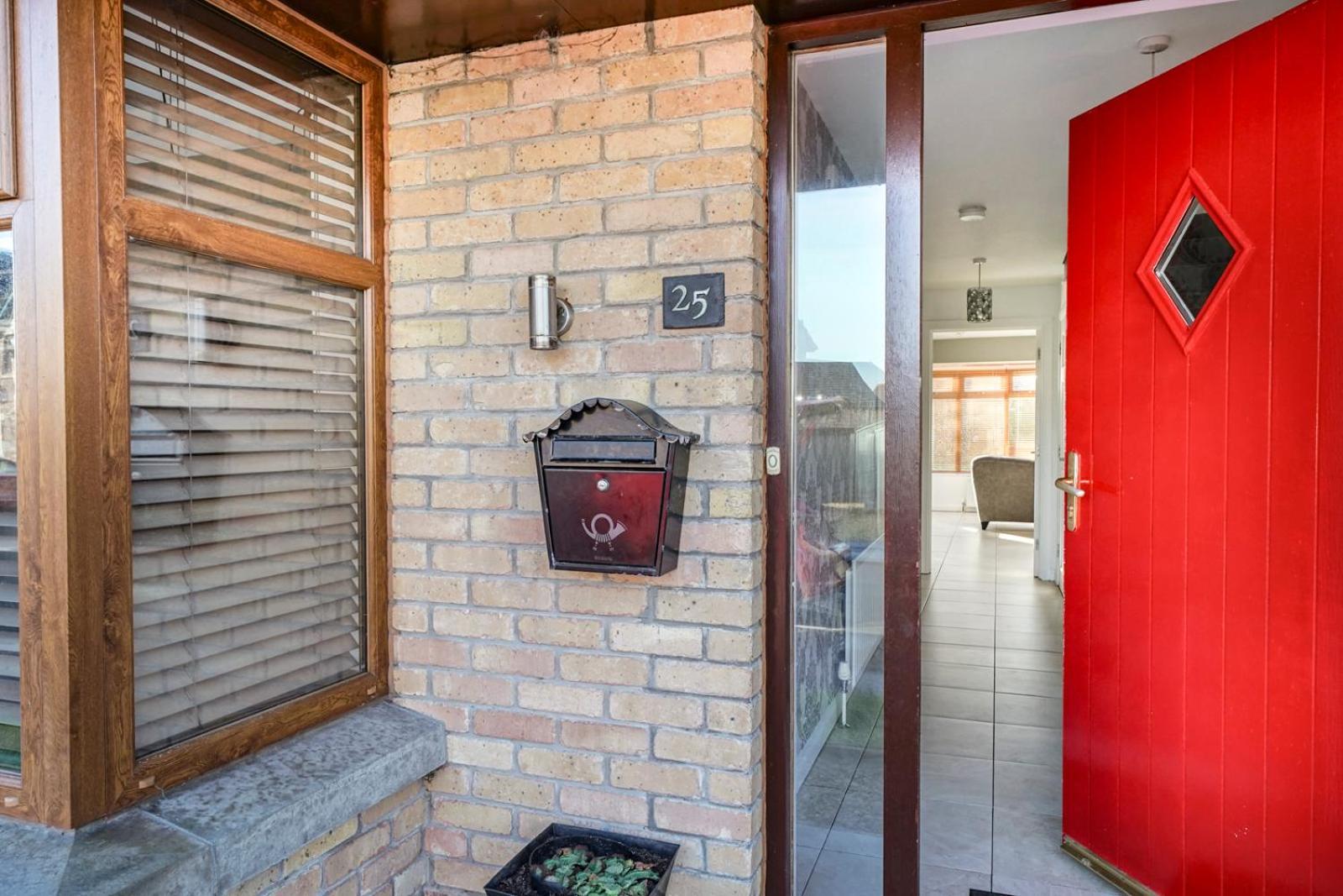 3 Bed House, Quiet Location Close To Bangor Exterior foto